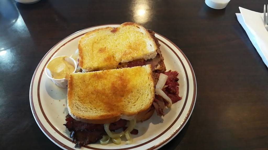 Zorbas Family Dining | restaurant | 37116 S Groesbeck Hwy, Clinton Twp, MI 48036, USA | 5864654131 OR +1 586-465-4131