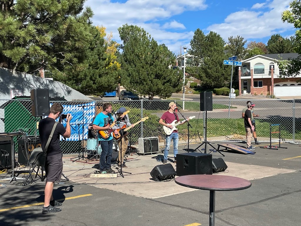 The S-Turn Food & Drinks | restaurant | 13701 W Jewell Ave #103, Lakewood, CO 80228, USA | 7202773905 OR +1 720-277-3905