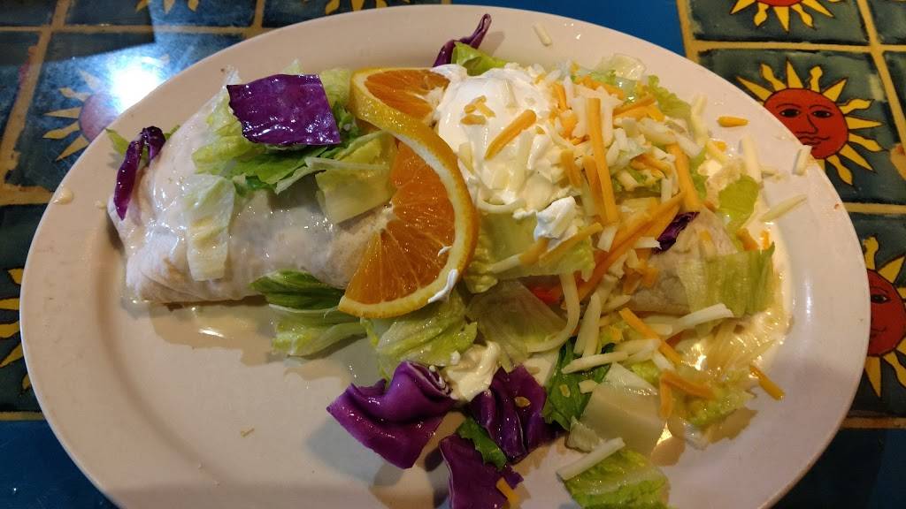 El Azteca | restaurant | N474 Eisenhower Dr, Appleton, WI 54915, USA | 9208306605 OR +1 920-830-6605