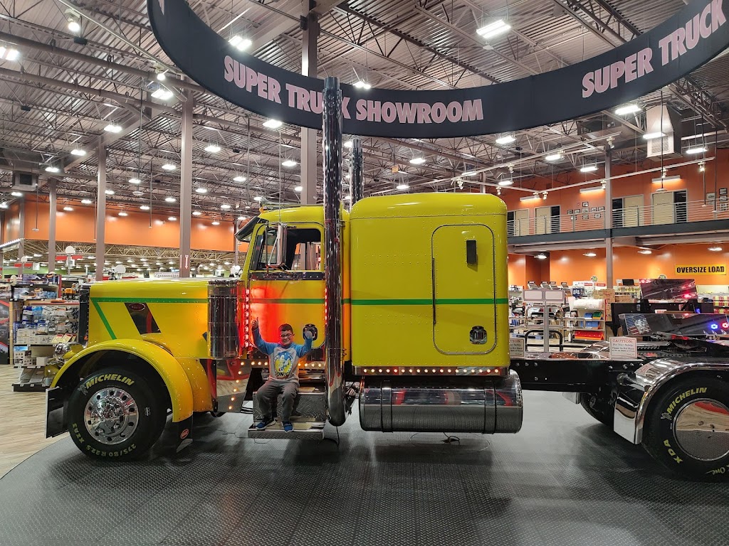 Iowa 80 - The Worlds Largest Truckstop | restaurant | 755 W Iowa 80 Rd, Walcott, IA 52773, USA | 5632846961 OR +1 563-284-6961