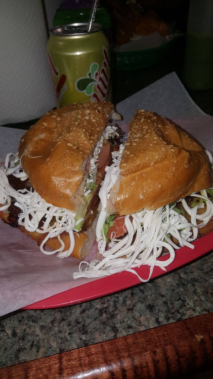 Tacos Puebla | restaurant | 511 N Addison Rd, Addison, IL 60101, USA | 6304332380 OR +1 630-433-2380