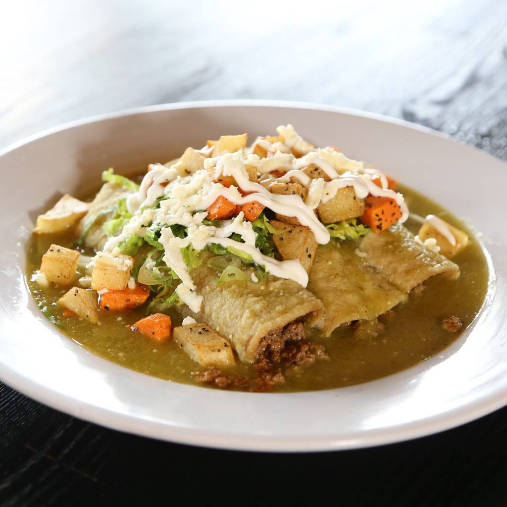 Mias Cantina - Wheeling | restaurant | 373 W Dundee Rd, Wheeling, IL 60090, USA | 8472438375 OR +1 847-243-8375