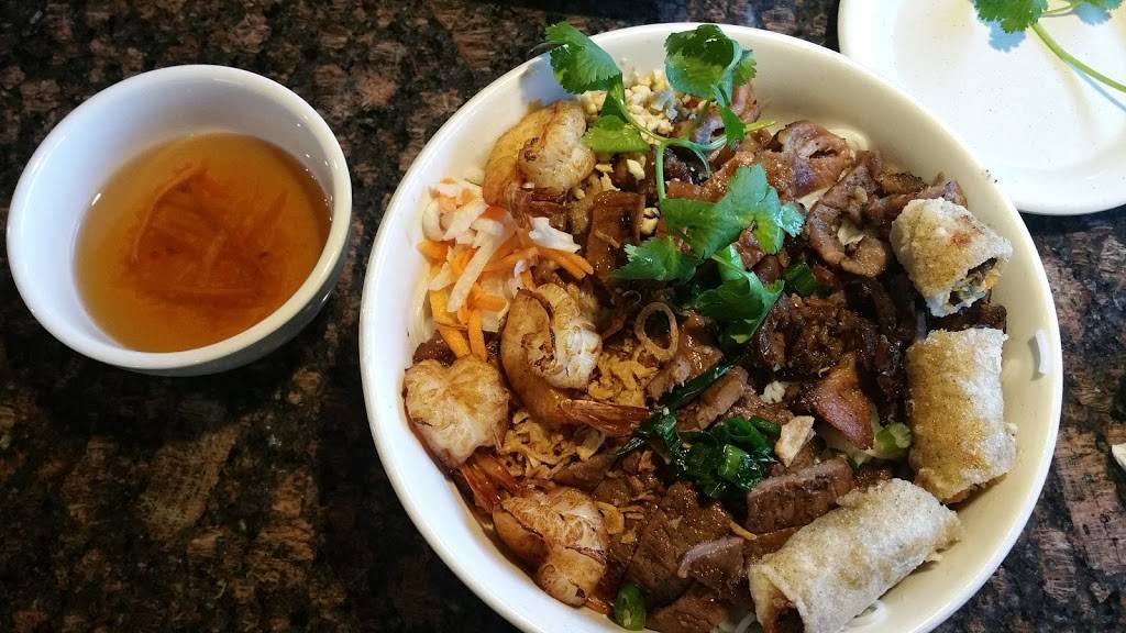 Pho99 Littleton | restaurant | 211 E County Line Rd, Littleton, CO 80122, USA | 7202836683 OR +1 720-283-6683