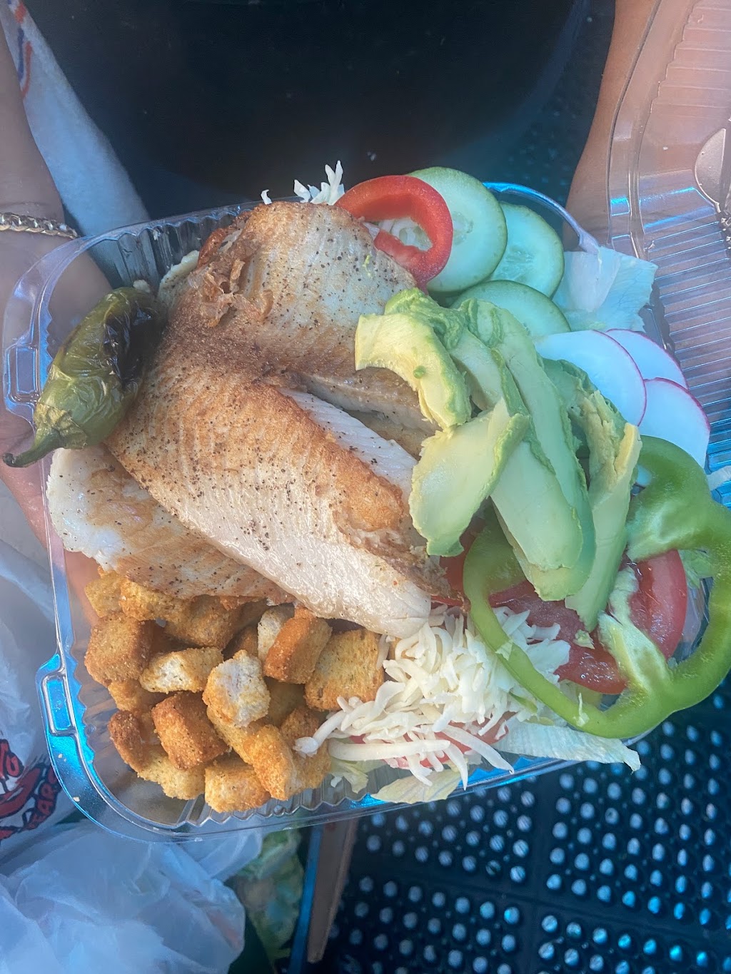 Glenda’s Catering | restaurant | Sunset EB & Carey NS, Pacific Palisades, CA 90272, USA | 3237103647 OR +1 323-710-3647