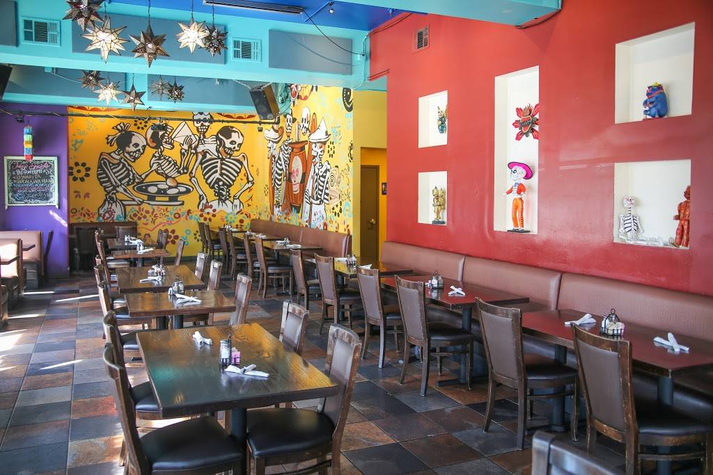 Tres Hermanas Davis | restaurant | 805 2nd St, Davis, CA 95616, USA | 5307568737 OR +1 530-756-8737