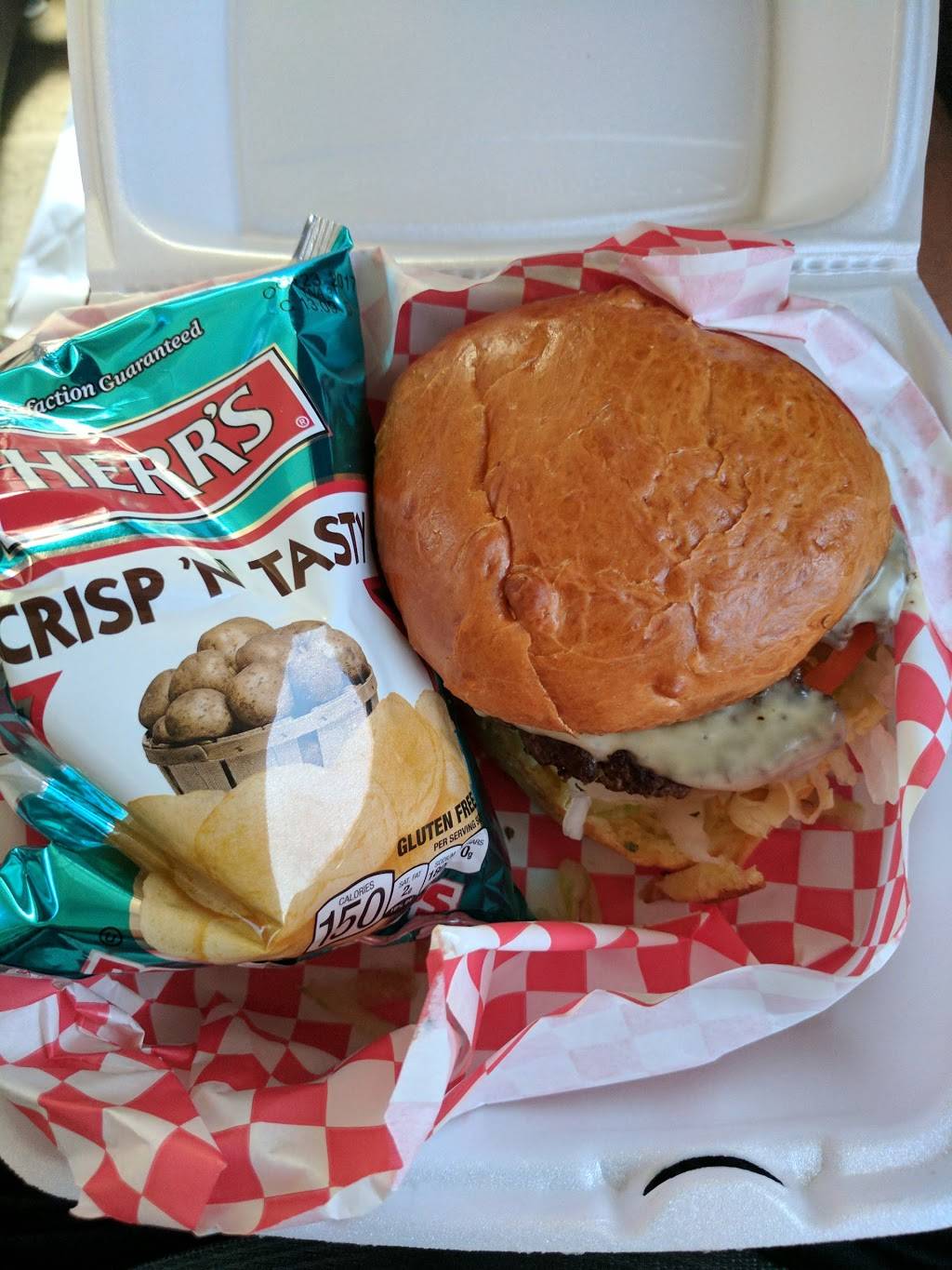 Tonys Bistro | meal takeaway | 29 Chestnut Hill Plaza, Newark, DE 19713, USA | 3022830900 OR +1 302-283-0900