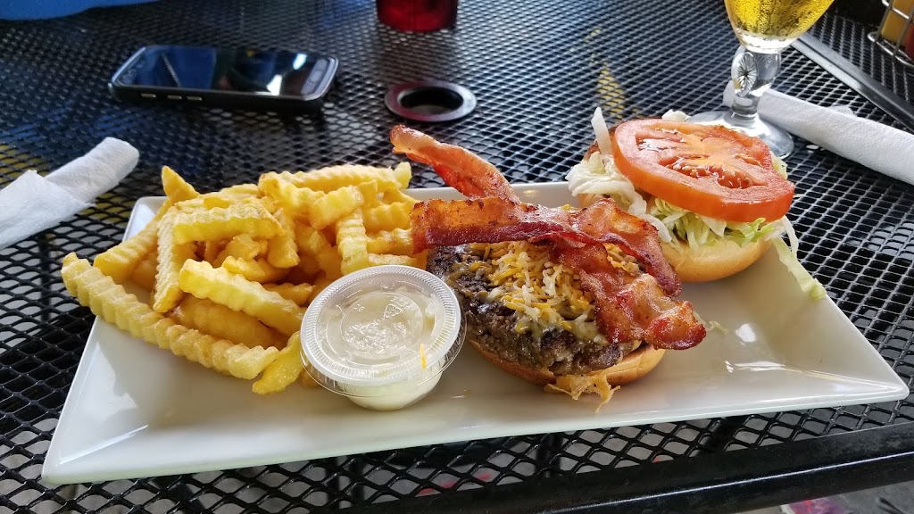 Billys Tavern | restaurant | 8580 W State Rd 84, Davie, FL 33324, USA | 9544759464 OR +1 954-475-9464