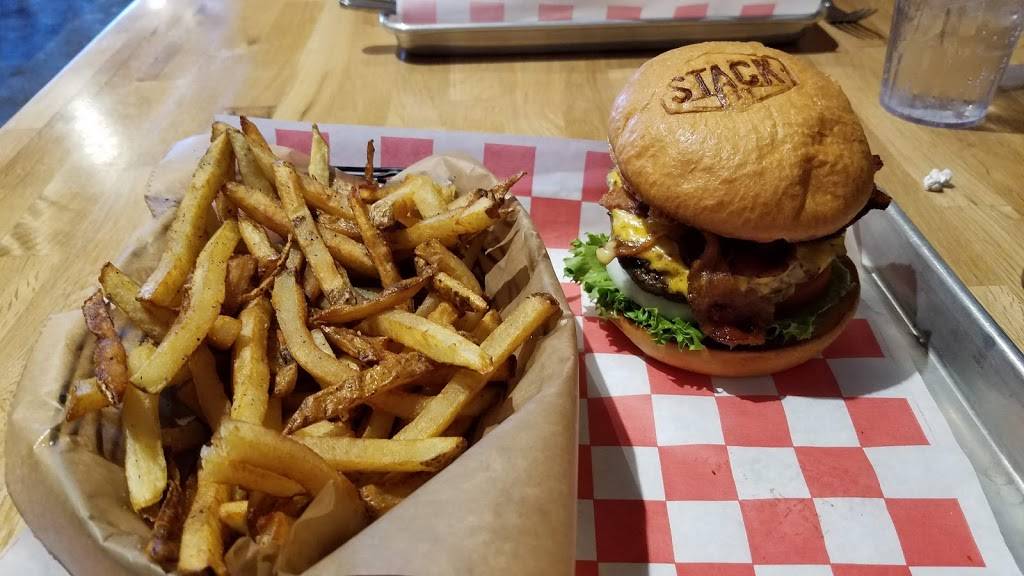 Stack Southern Bistro | restaurant | 166 1st St NE, Cleveland, TN 37311, USA | 4234733282 OR +1 423-473-3282