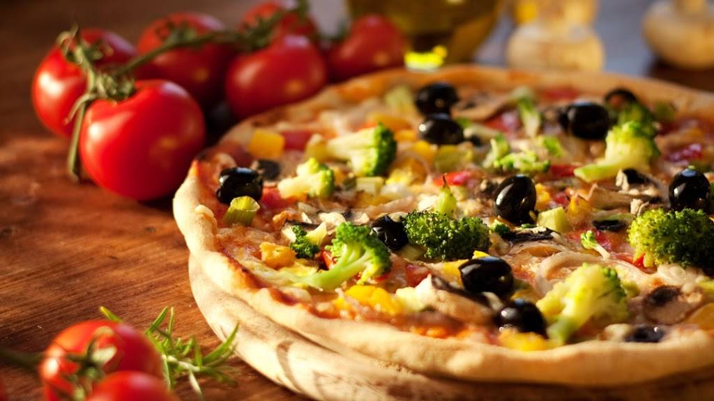 Gerrys Pizza | restaurant | 7403 Argus Dr, Rockford, IL 61107, USA | 8153992031 OR +1 815-399-2031