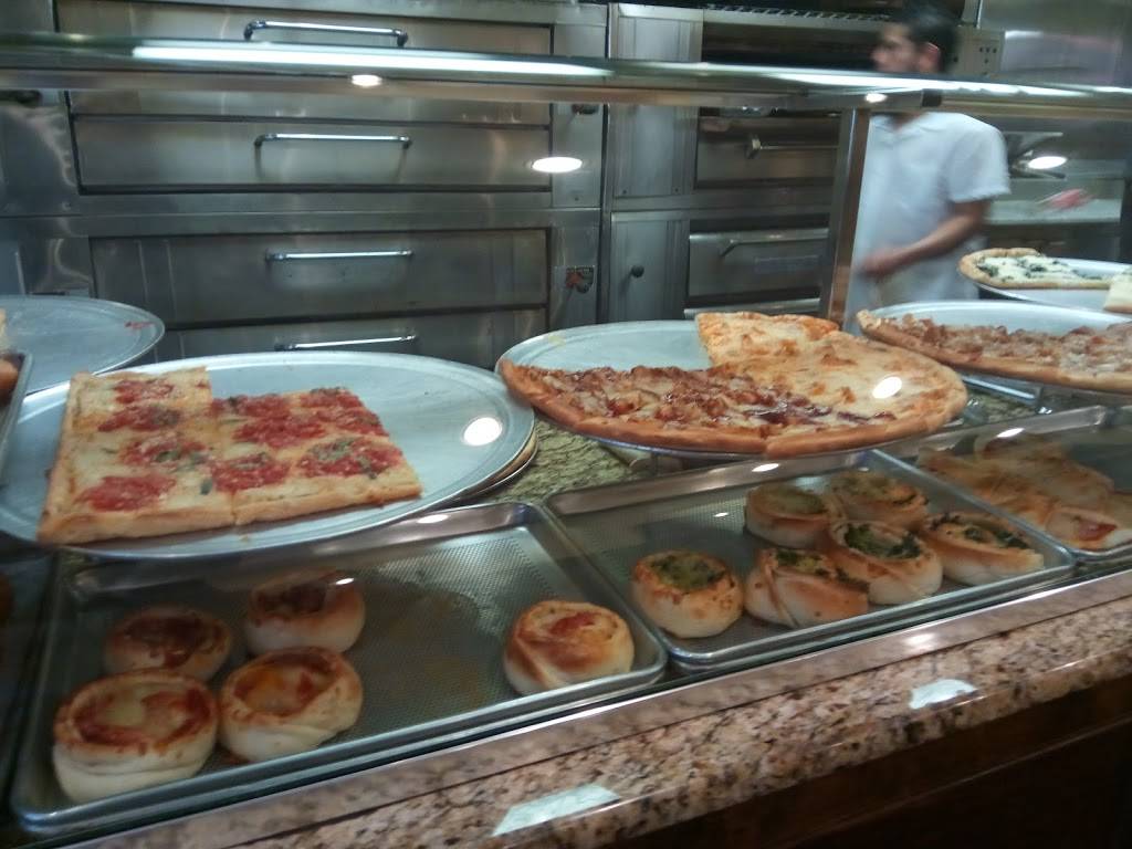Campania Pasta & Pizza | restaurant | 235 Broadway, Huntington, NY 11743, USA | 6316515568 OR +1 631-651-5568