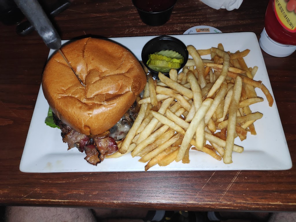 Porters Bar and Grill | restaurant | 173 Portland St, Boston, MA 02114, USA | 6177427678 OR +1 617-742-7678