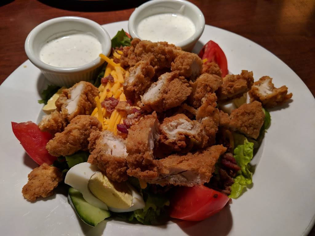 Red Rocks Cafe: Strawberry Hill in South Park | restaurant | 4223 Providence Rd #8, Charlotte, NC 28211, USA | 7043640402 OR +1 704-364-0402