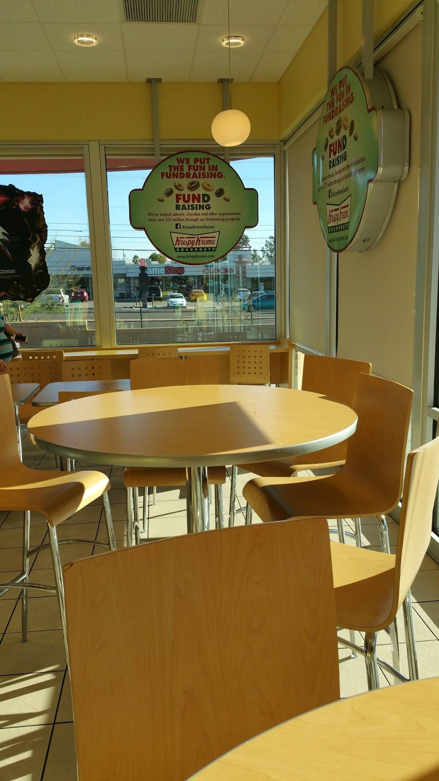 Krispy Kreme | bakery | 5621 E Broadway Blvd, Tucson, AZ 85711, USA | 5204850062 OR +1 520-485-0062