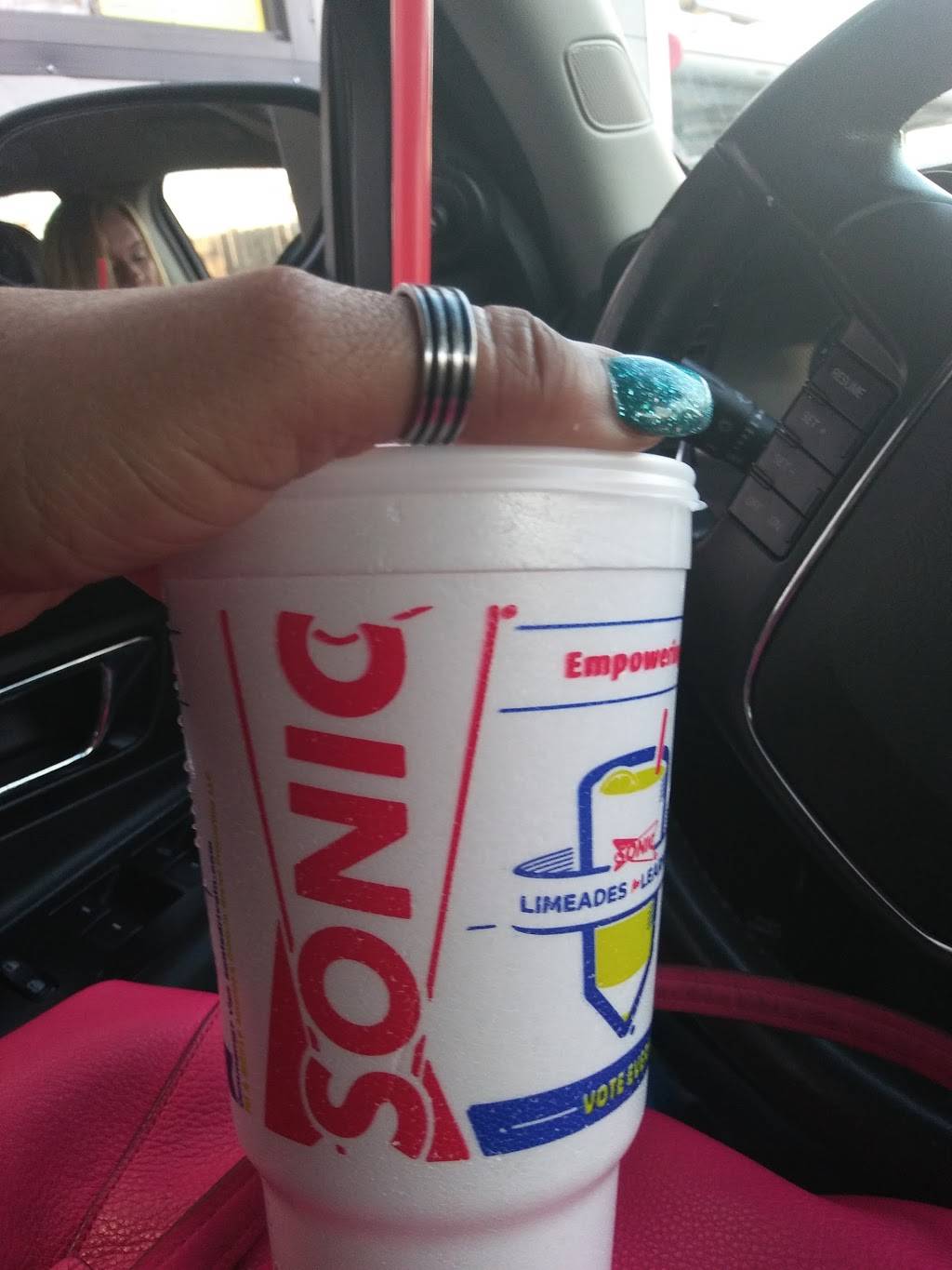 Sonic Drive-In | restaurant | 3401 S Sheridan Rd, Tulsa, OK 74145, USA | 9186652217 OR +1 918-665-2217