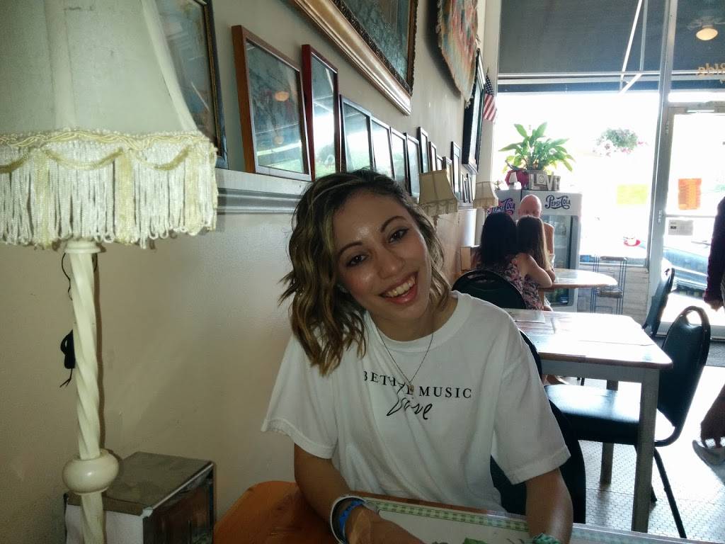 Miss Ls Sandwich Shop | restaurant | 4817 S Main St, Acworth, GA 30101, United States | 7709669709 OR +1 770-966-9709