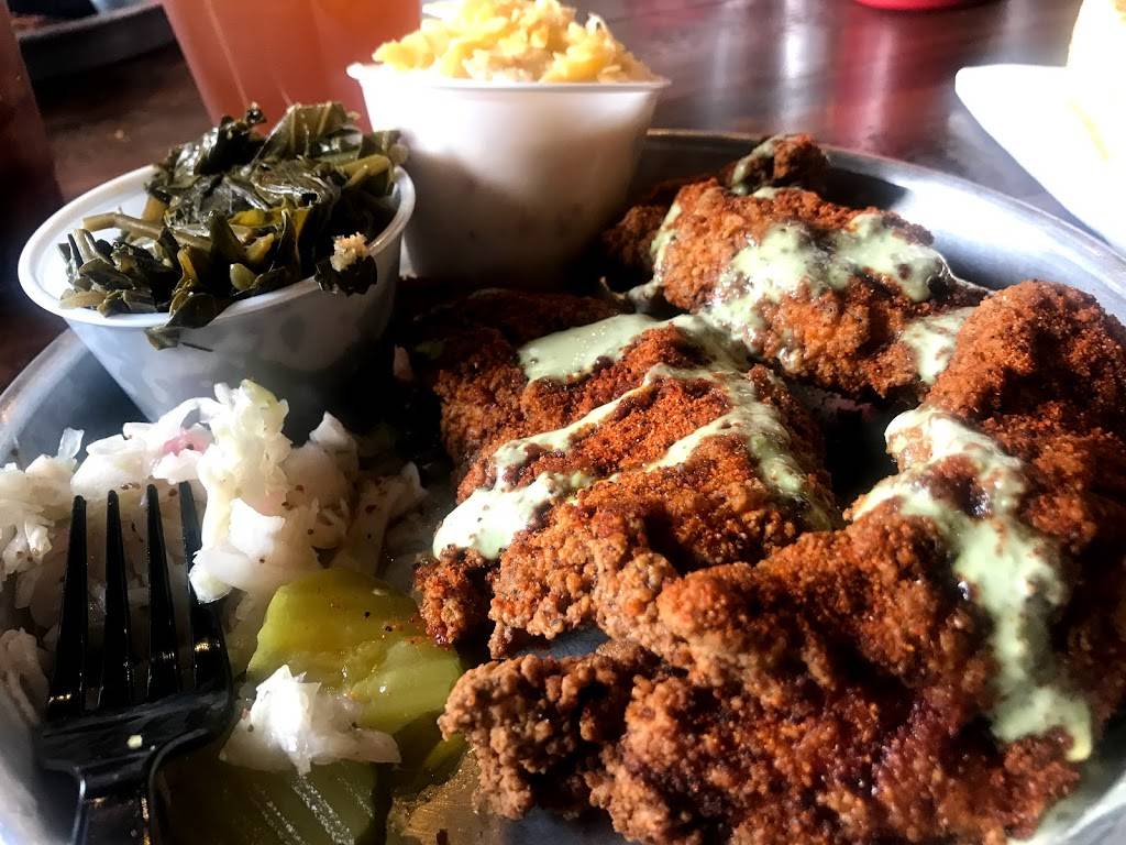 Edleys Bar-B-Que | restaurant | Signal Mill, 205 Manufacturers Rd, Chattanooga, TN 37405, USA | 4234982772 OR +1 423-498-2772