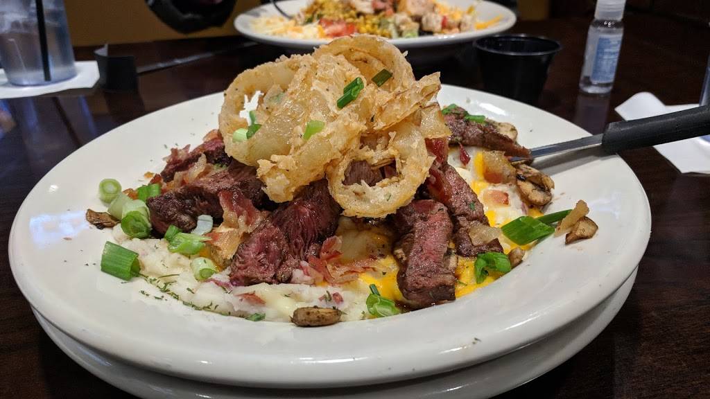 TDs Tailgate Grill | restaurant | 1645 N Main St, North Canton, OH 44720, USA | 3303059660 OR +1 330-305-9660