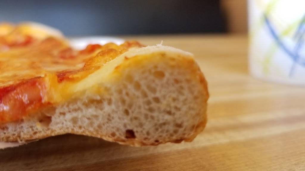 Broadway Pizza & Catering | restaurant | 60 Broadway Greenlawn, Greenlawn, NY 11740, USA | 6312610828 OR +1 631-261-0828