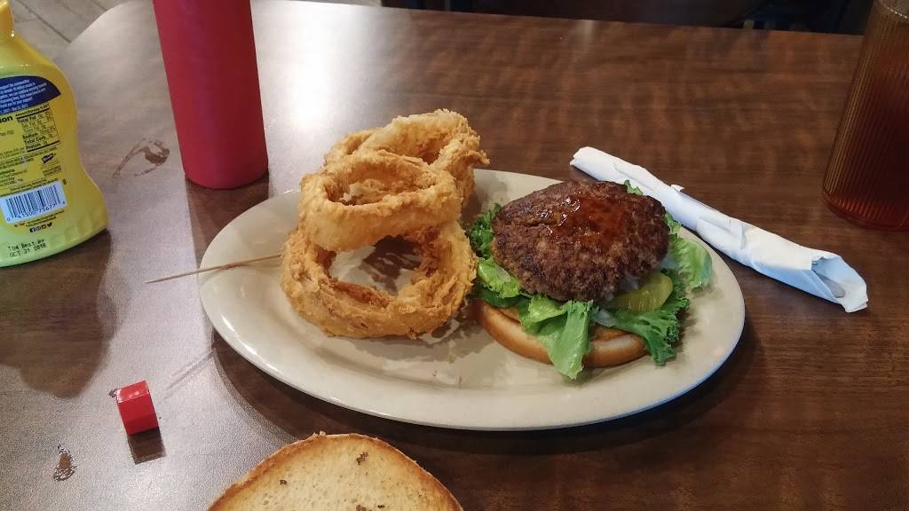 Cherokee Restaurant | restaurant | 205 S Walbaum Rd, Calumet, OK 73014, USA | 4058842508 OR +1 405-884-2508