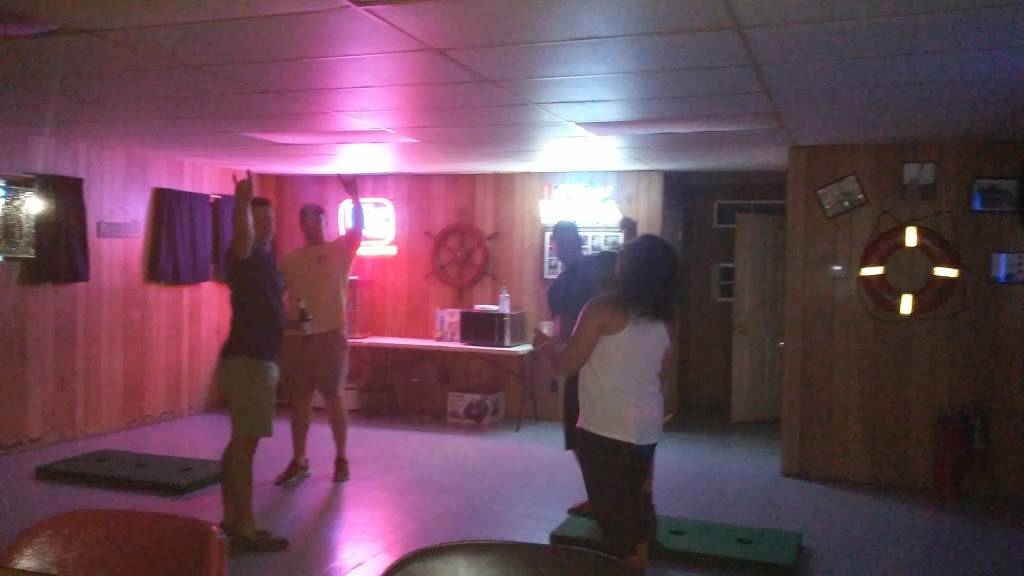 The Boot | restaurant | 4846 Quinn St, Sabine Pass, TX 77655, USA | 4099712437 OR +1 409-971-2437