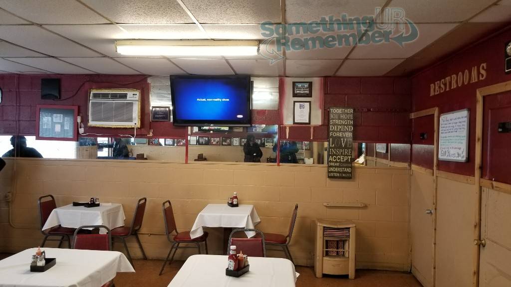 J & J Lounge | night club | 3303 Lee St, Houston, TX 77026, USA | 7132227104 OR +1 713-222-7104