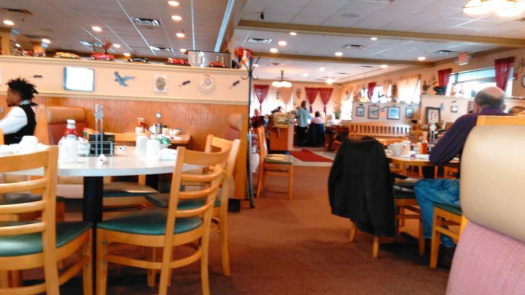 Mothers Pancake House & Restaurant | restaurant | 2290 W Galena Blvd, Aurora, IL 60506, USA | 6302642526 OR +1 630-264-2526