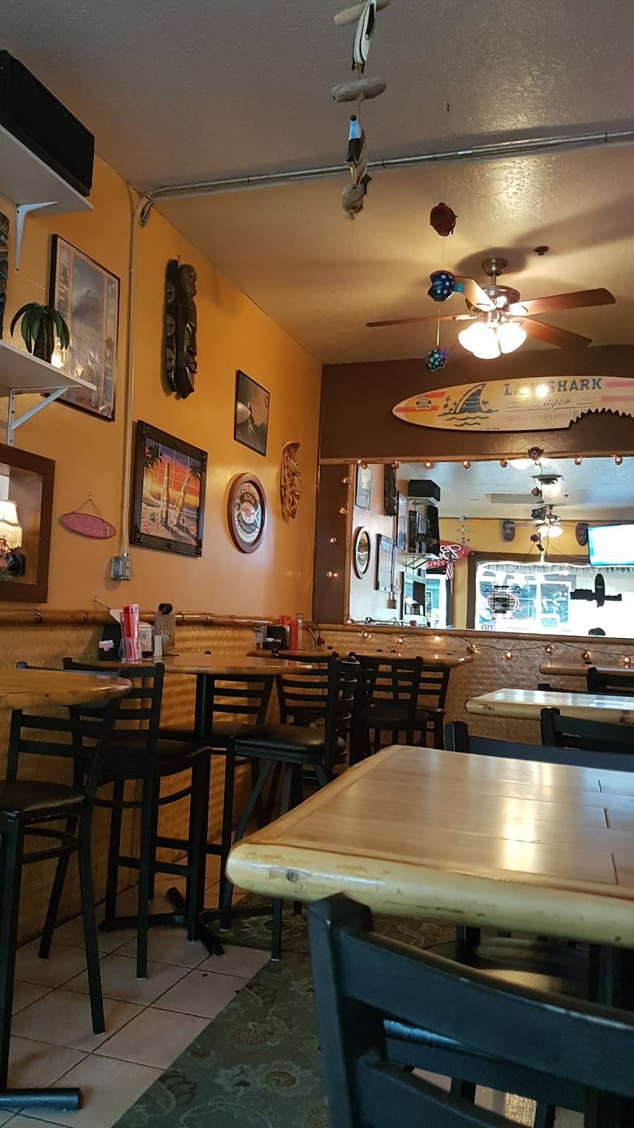 Big Kahuna | restaurant | 111 Broadway St, Seaside, OR 97138, USA | 5037383271 OR +1 503-738-3271