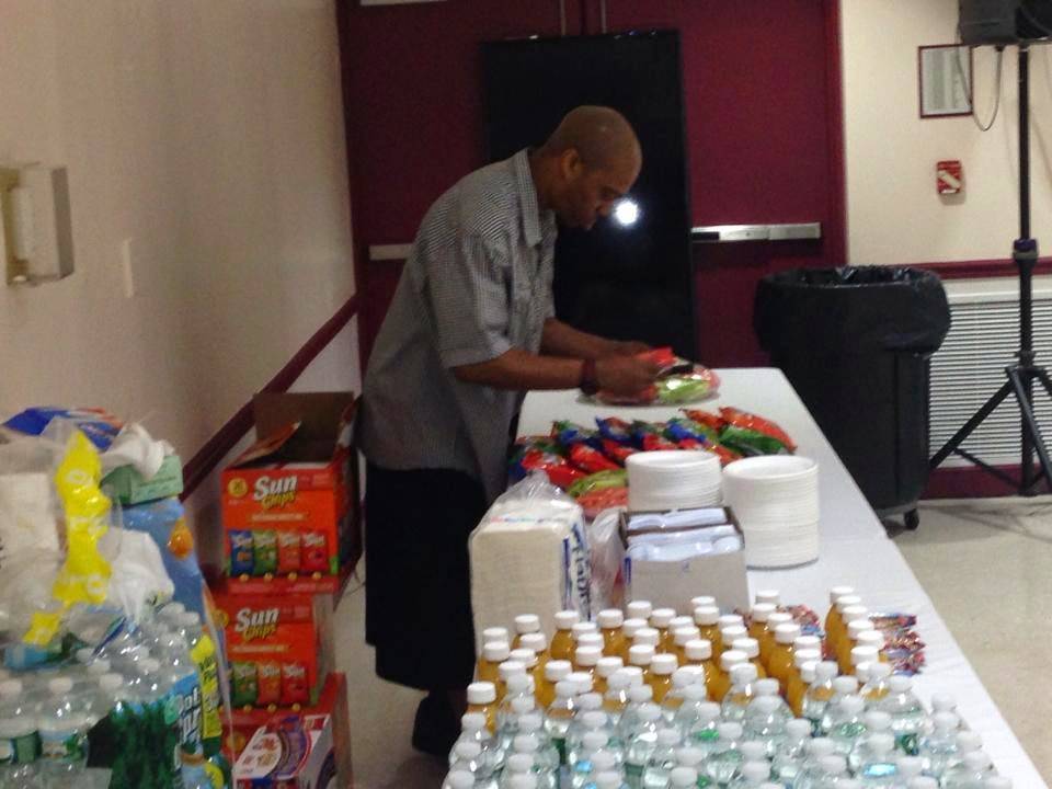 Roes Catering Service NY | restaurant | 111-23 173rd St, Jamaica, NY 11433, USA | 3473147279 OR +1 347-314-7279