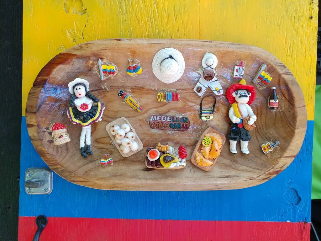 Mamis Empanadas | restaurant | 2575 Cartwright Rd, Honolulu, HI 96815, USA | 8082024920 OR +1 808-202-4920