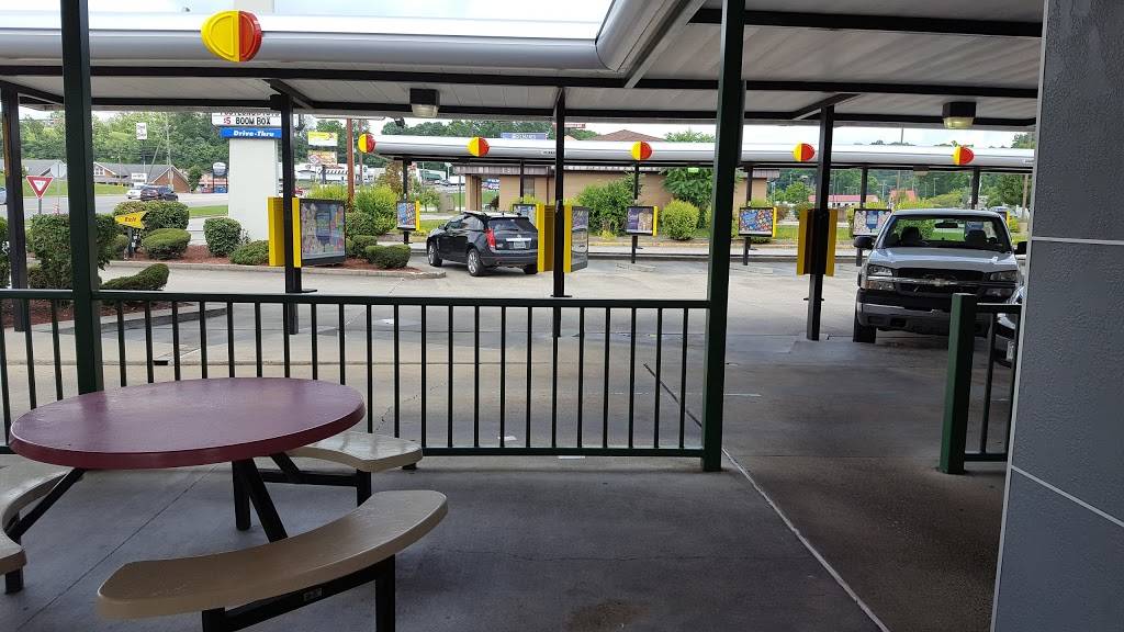 Sonic Drive-In | restaurant | 3462 E, US-60, Barboursville, WV 25504, USA | 3047331956 OR +1 304-733-1956