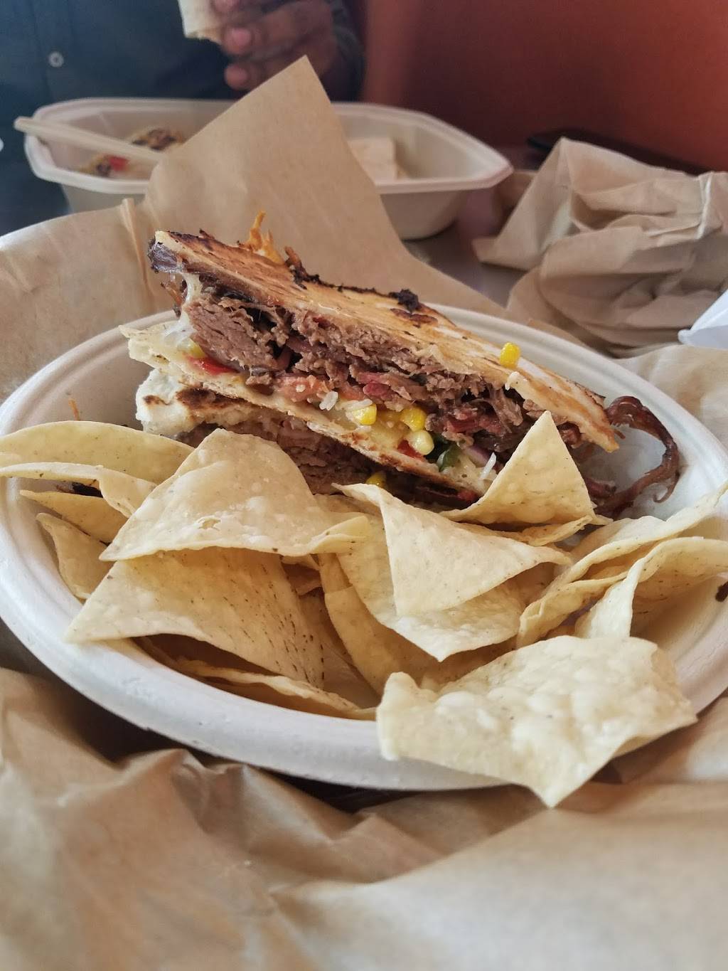 QDOBA Mexican Eats | restaurant | 61-40 188th St, Fresh Meadows, NY 11365, USA | 7184549400 OR +1 718-454-9400