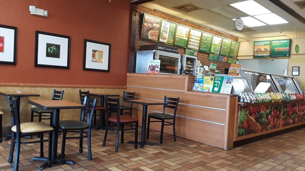 Subway | meal delivery | 13769 SW 152nd St, Miami, FL 33177, USA | 3052592929 OR +1 305-259-2929