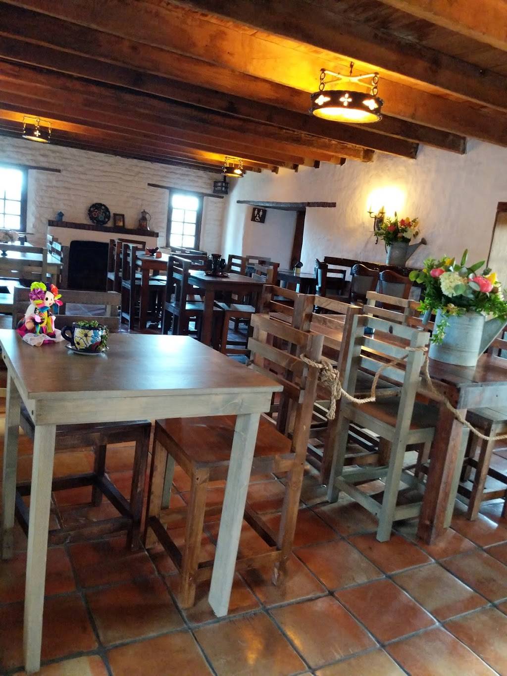 La Cheve Bakery and Brews | restaurant | 376 Soscol Ave, Napa, CA 94559, USA | 7072942142 OR +1 707-294-2142