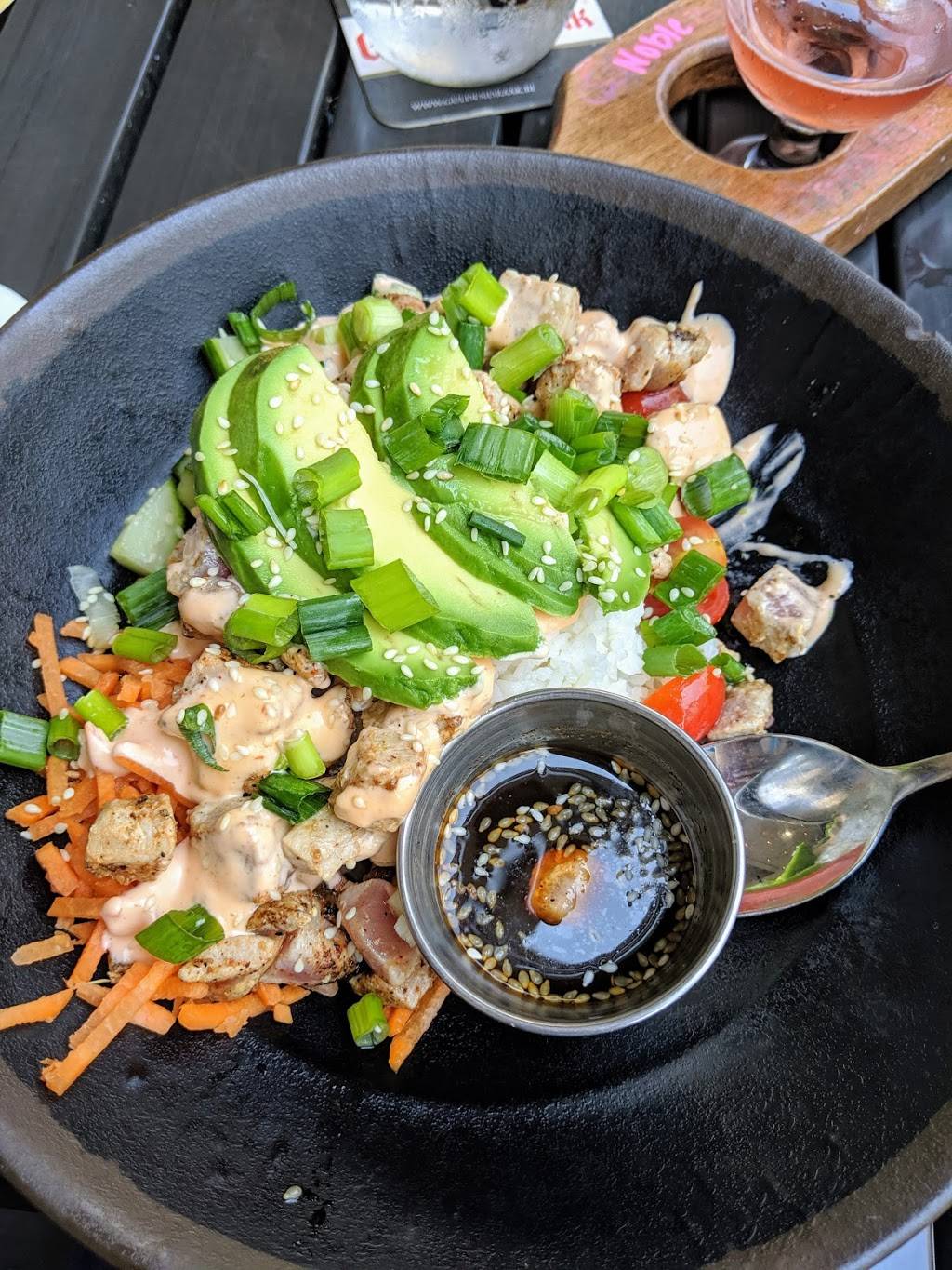 World of Beer | restaurant | Epicentre, 210 E Trade St E280, Charlotte, NC 28202, USA | 7044998870 OR +1 704-499-8870