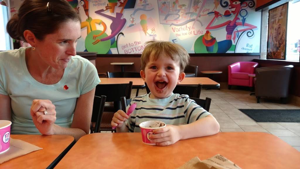 Dunkin | bakery | 2081 Hog Mountain Rd, Watkinsville, GA 30677, USA | 7067698363 OR +1 706-769-8363