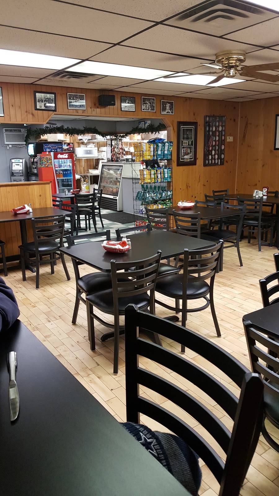 Doogans Deli | restaurant | 140 Broadway St, Chicopee, MA 01020, USA | 4135988488 OR +1 413-598-8488