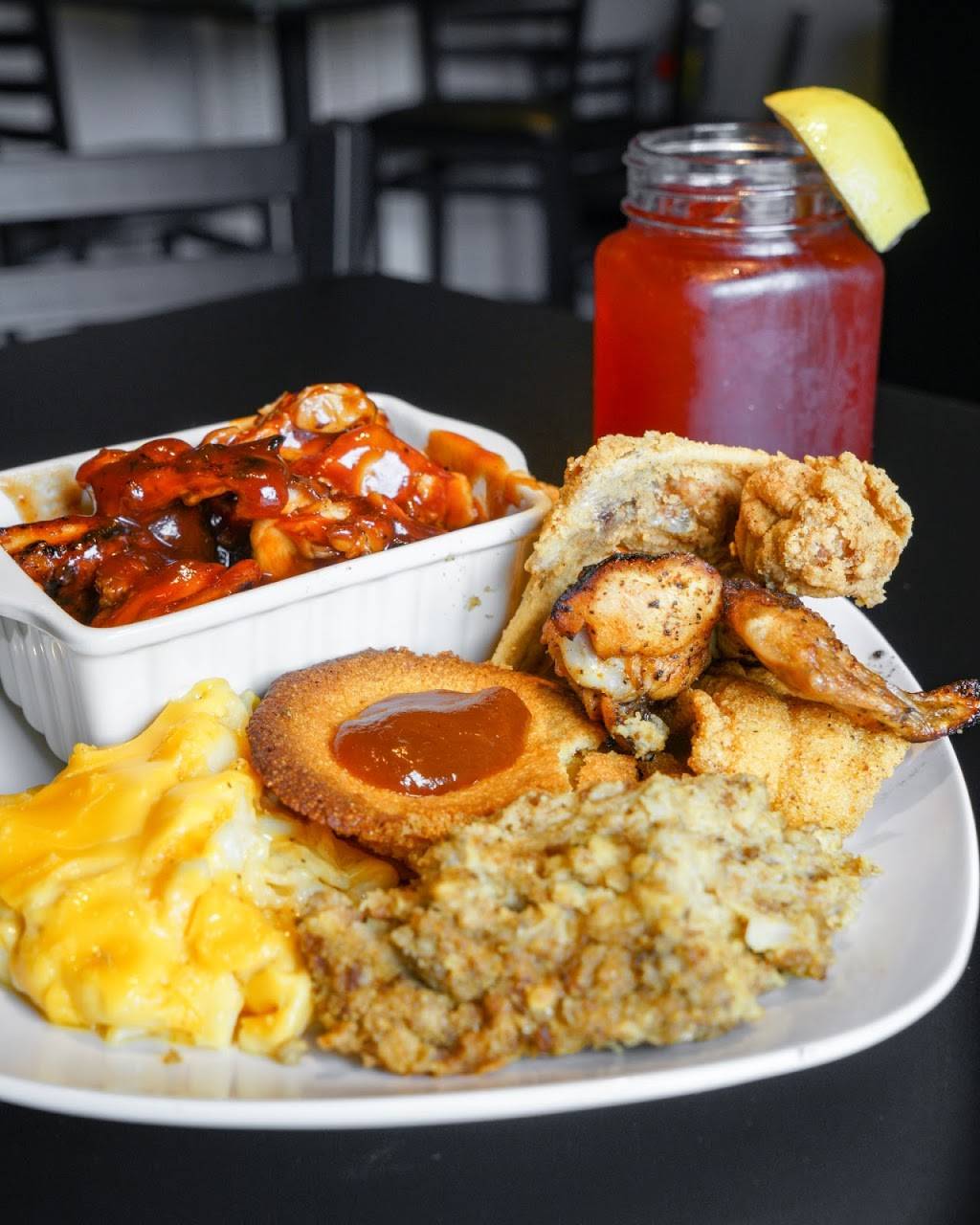 Ova Flo Southern Style Cuisine | restaurant | 9938 S Torrence Ave, Chicago, IL 60617, USA | 7734374063 OR +1 773-437-4063