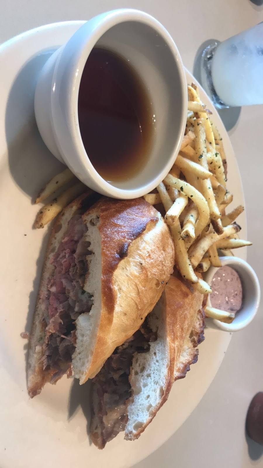 Bazille | restaurant | 21500 Hawthorne Blvd, Torrance, CA 90503, USA | 3107501610 OR +1 310-750-1610