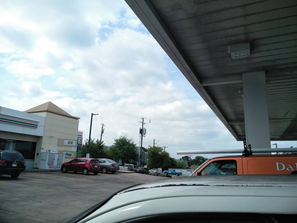 Exxon | restaurant | 8302 Abrams Rd, Dallas, TX 75243, USA | 2143490634 OR +1 214-349-0634