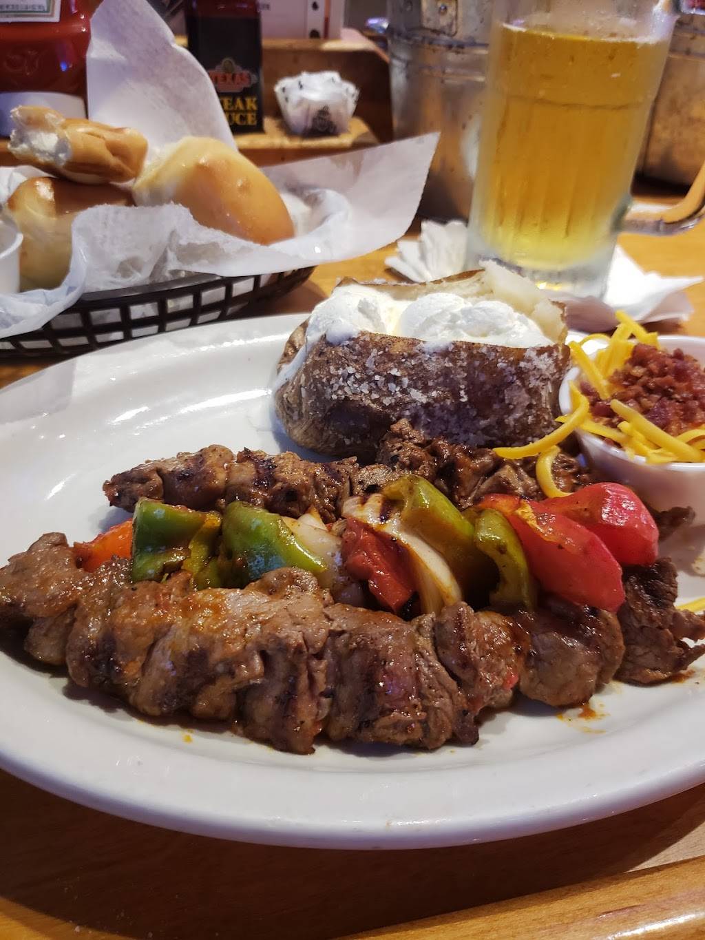 Texas Roadhouse | restaurant | 245 Market Dr, Elyria, OH 44035, USA | 4403242002 OR +1 440-324-2002