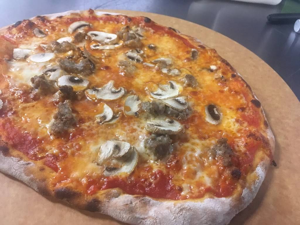 TangleTown Public House | restaurant | 2106 N 55th St, Seattle, WA 98103, USA | 2064666340 OR +1 206-466-6340