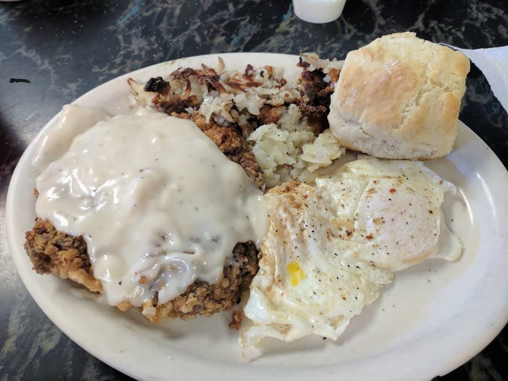 Debbies Restaurant | restaurant | 1102 NE Big Bend Trail, Glen Rose, TX 76043, USA | 2548974399 OR +1 254-897-4399