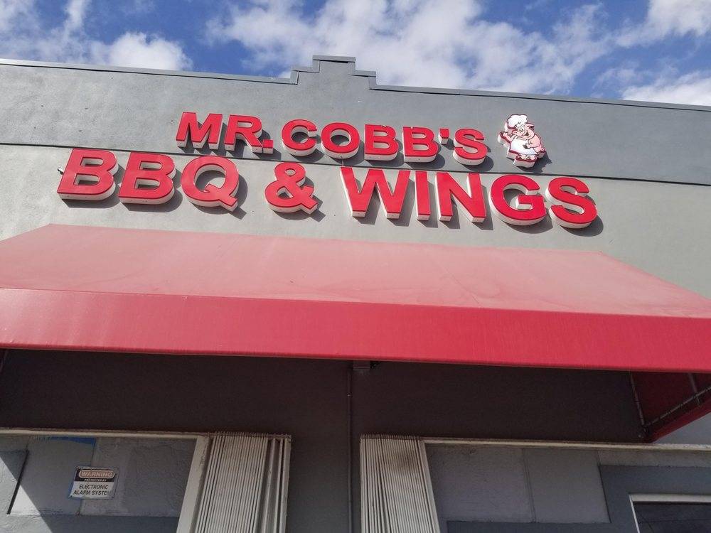 Mr. Cobbs BBQ & Wings | restaurant | 3699 NW 135th St A, Opa-locka, FL 33054, USA | 3056880997 OR +1 305-688-0997