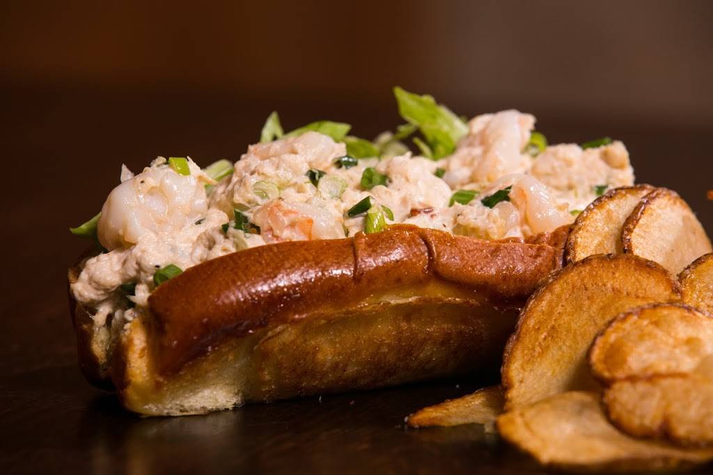 Johns Place | restaurant | 2132 W Roscoe St, Chicago, IL 60618, USA | 7732446430 OR +1 773-244-6430