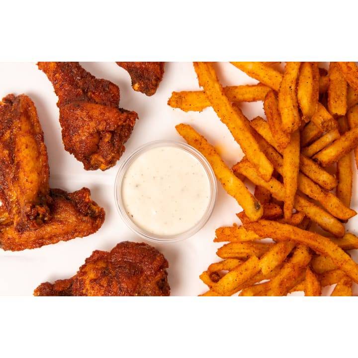 Melts Wing Shop | restaurant | 55 Parsonage Rd, Edison, NJ 08837, USA | 7322189391 OR +1 732-218-9391