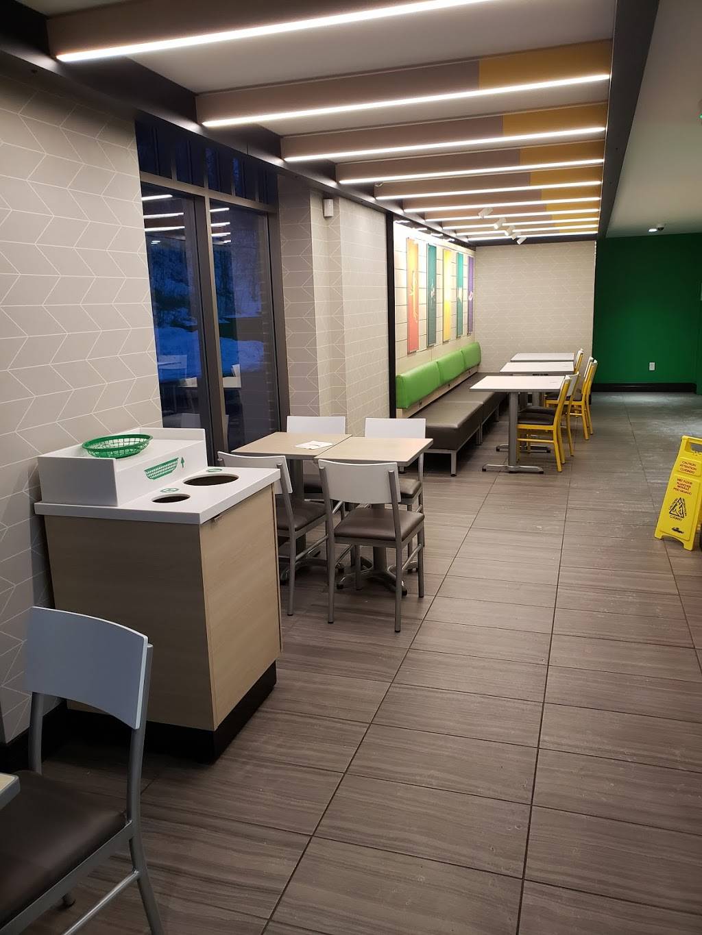 Subway Restaurants | restaurant | 4689 Keystone Crossing, Eau Claire, WI 54701, USA | 7155142593 OR +1 715-514-2593