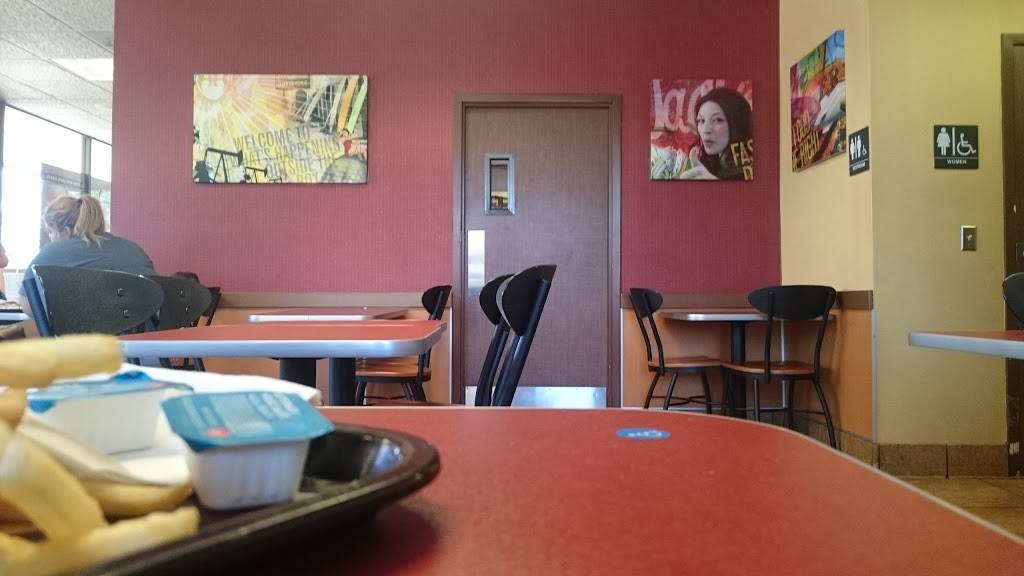 Jack in the Box | restaurant | 5845 Marconi Ave, Carmichael, CA 95608, USA | 9164876876 OR +1 916-487-6876