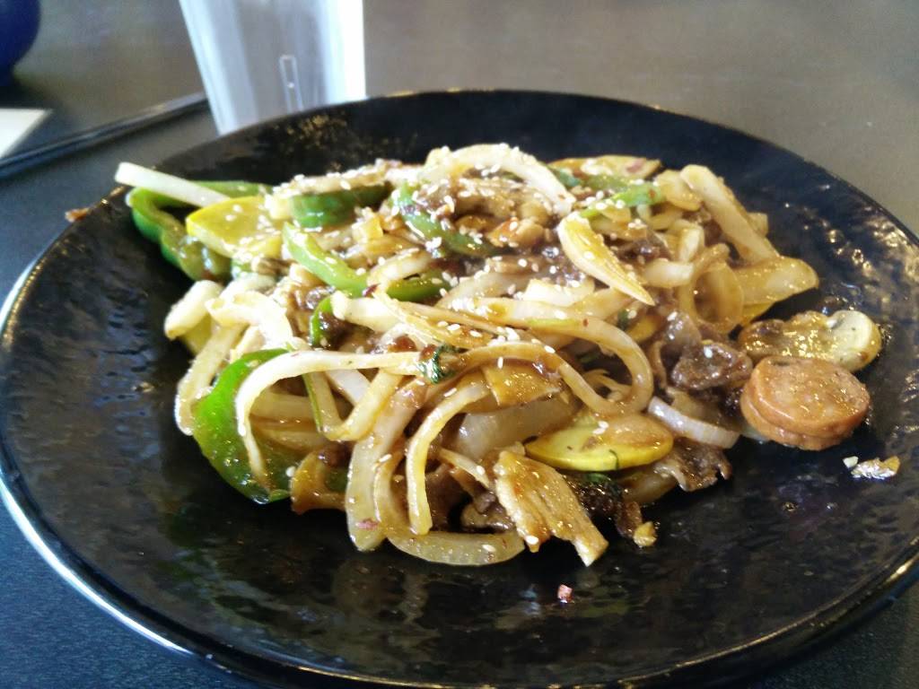 HuHot Mongolian Grill | restaurant | 8336 E, Northfield Blvd, Denver, CO 80238, USA | 3033071448 OR +1 303-307-1448
