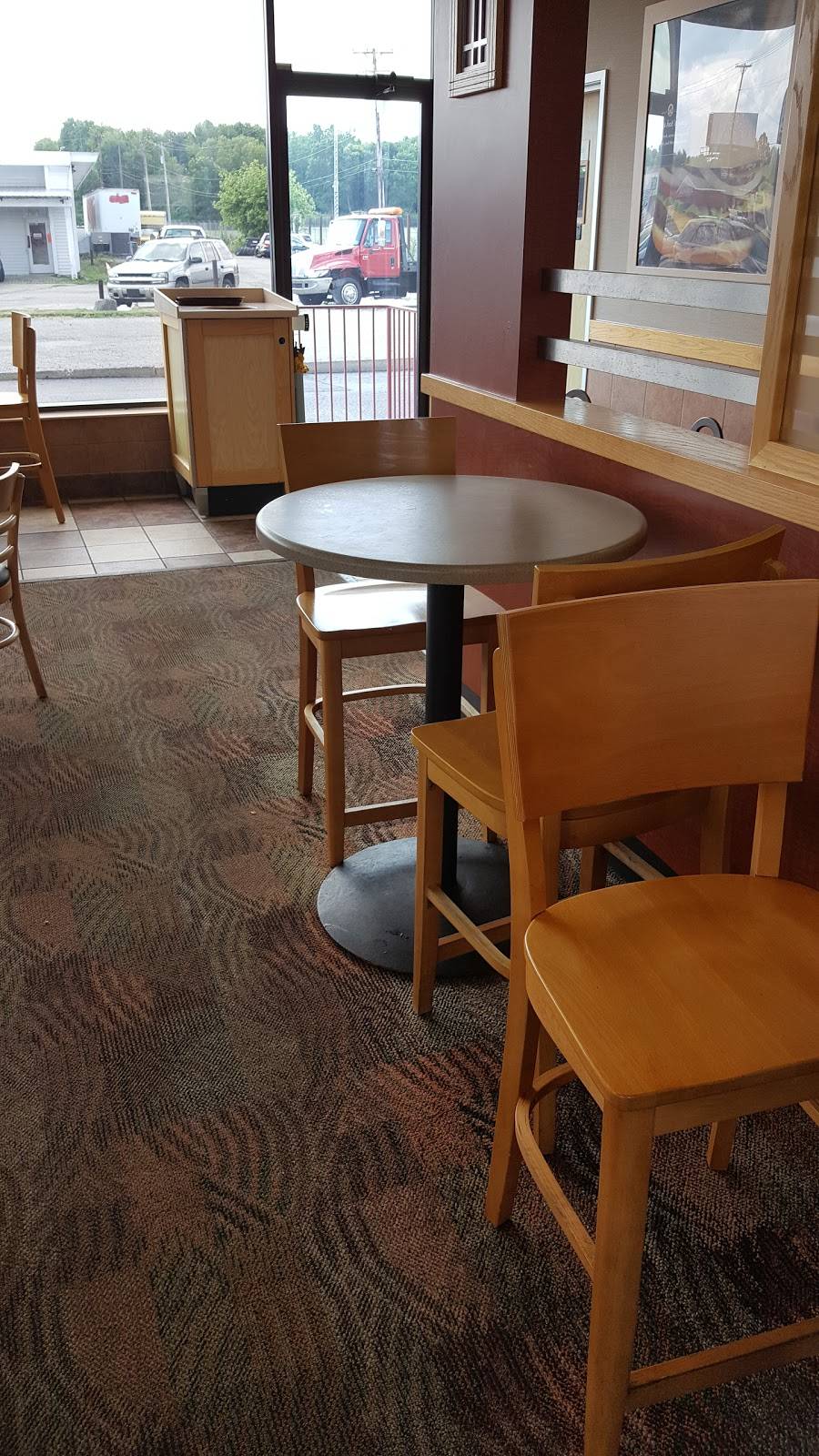 Wendys | restaurant | 4873 Airway Rd, Dayton, OH 45431, USA | 9375024268 OR +1 937-502-4268