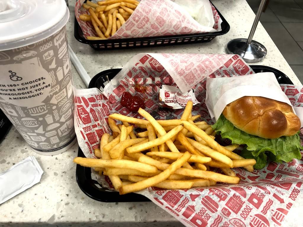 Jack in the Box | restaurant | 2210 S Harbor Blvd, Anaheim, CA 92802, USA | 7147401131 OR +1 714-740-1131